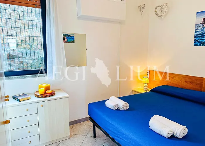 Апартаменты Raffaella 2 *